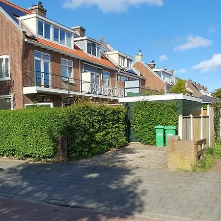 Cozy Garden House Kijkduin 3* Den Haag
