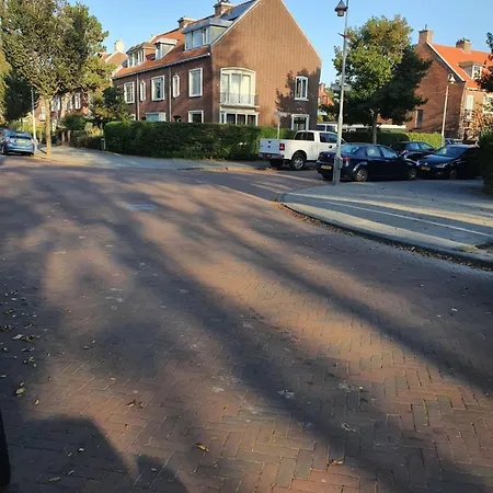 Cozy Garden House Kijkduin Gasthof 3*